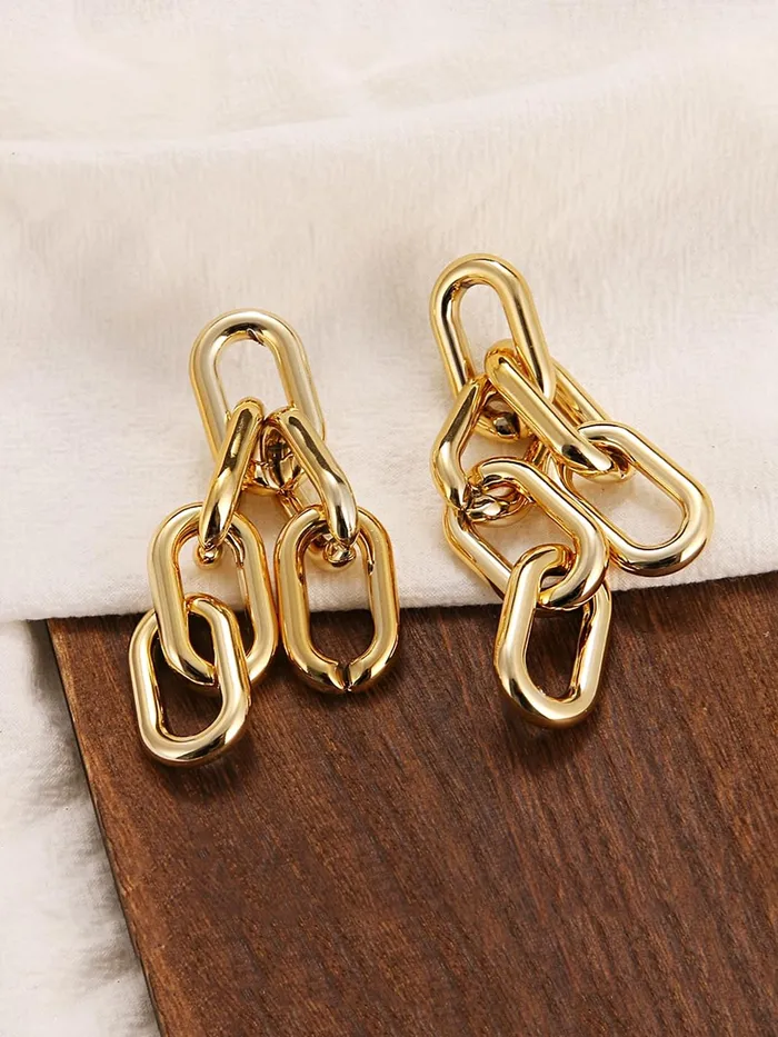 Necklaces Yellow Chimes Yellow Chimes Elegant Latest Fashion Silver Plated White Floral Crystal designer Alloy Base Metal Drop Earrings Design 11